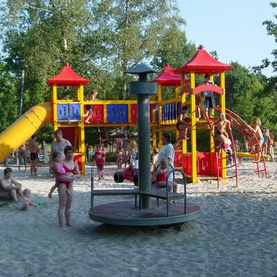 Bild vergrößern: Erlebnisbad