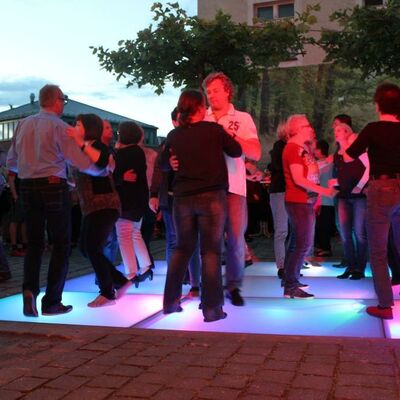 Bild vergrößern: Tanz Open Air