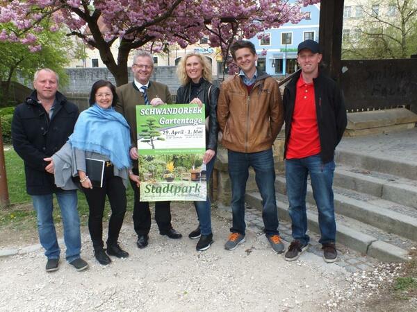 Sechs Personen bei der Vorstellung der Gartentage 2017.