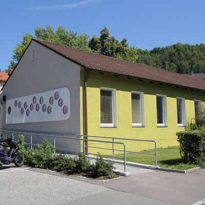 Bild vergrößern: STB Hausansicht