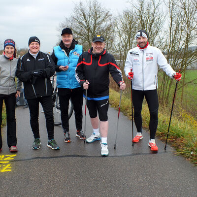 Bild vergrößern: Nordic Walking Bild 1