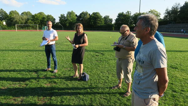 Training fr das Benefiz-Fuballspiel