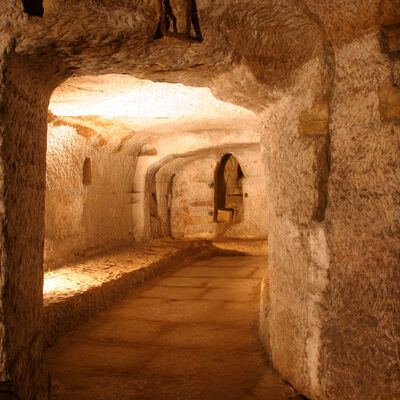 Bild vergrößern: Ein Kellerraum in Bayerns größten Felsenkeller-Labyrinth in Schwandorf.