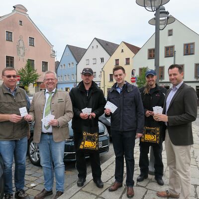 Bild vergrößern: Blumige Gruesse_Parken 2019