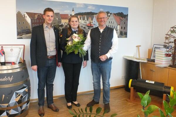 Bild vergrößern: Verabschiedung_D. Ackermann_Kinderfeuerwehr