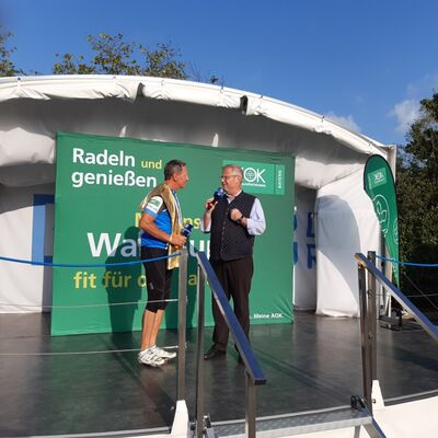 Bild vergrößern: BR Radltour 2019_Abfahrt_k_04
