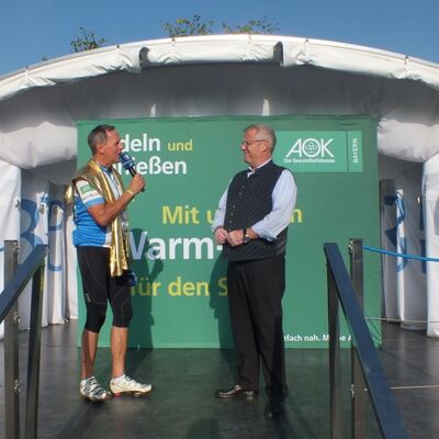 Bild vergrößern: BR Radltour 2019_Abfahrt_k_08