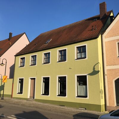 Bild vergrößern: Außenansicht Naabuferstraße