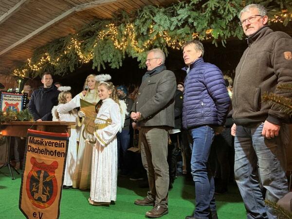 Bild vergrößern: Presse_Weihnachtsmarkt 2019