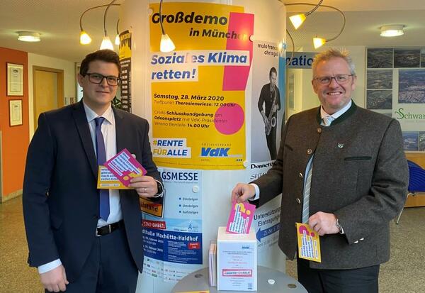 Bild vergrößern: VdK_Sozialverband im Rathaus 0120