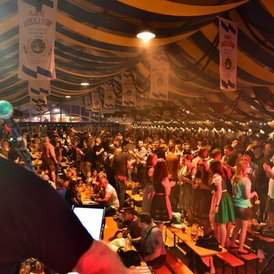 Bild vergrößern: Pfingstvolkfest