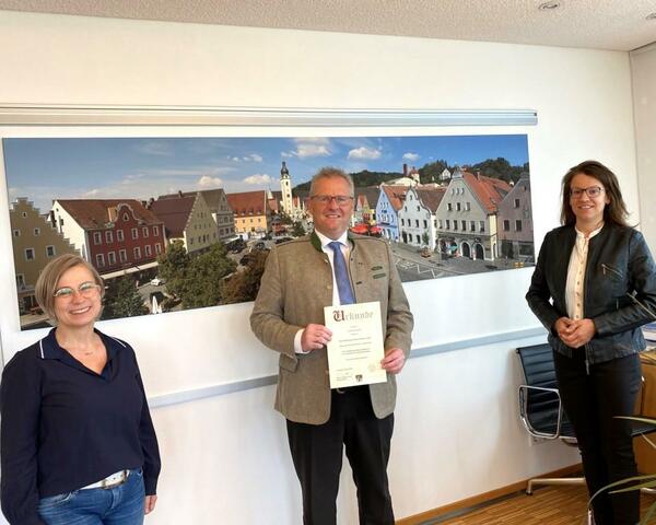 Bild vergrößern: Oberbürgermeister Feller Standesbeamter 2020