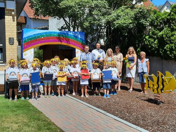 Bild vergrößern: Vorschulkinder nehmen Abschied vom Kindergartenalltag.