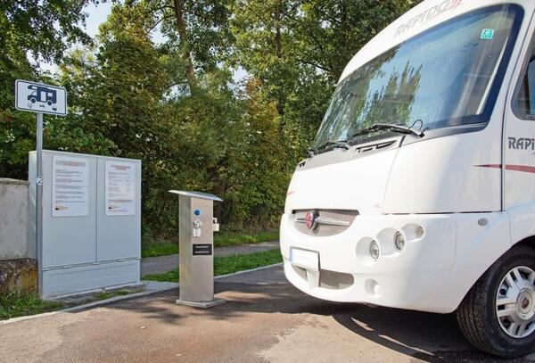 Bild vergrößern: Wohnmobilstellplatz an der Naab