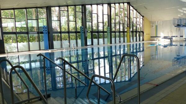 Hallenbad 