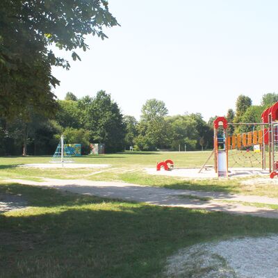 Bild vergrößern: JT_Ferien&Freizeit_Spielplatz3
