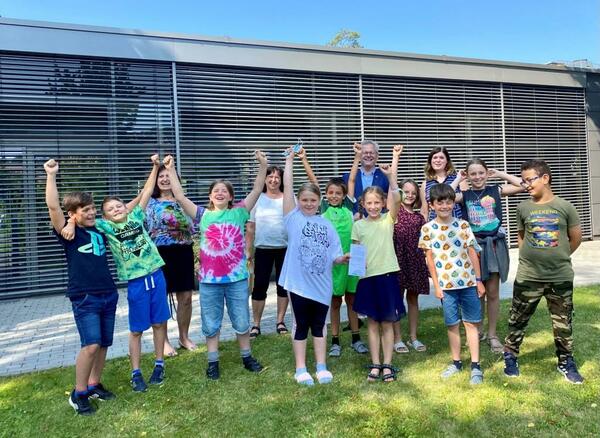Bild vergrößern: Eisgutscheine für Schüler_Kreuzbergschule