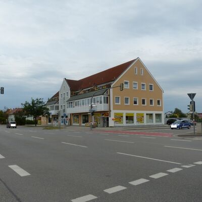 Bild vergrößern: seitliche Ansicht - Regensburger Str. 26