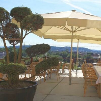 Bild vergrößern: Terrasse des Hotels Ziegelhütte.