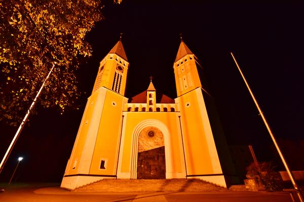 Bild vergrößern: Kreuzbergkirche