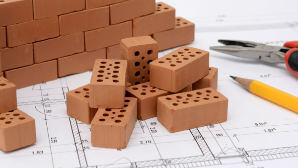 Bild vergr&ouml;&szlig;ern: Planen und Bauen aktuell