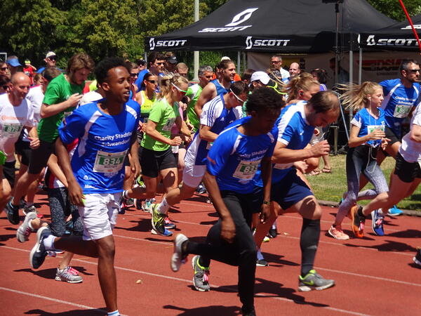 Bild vergrößern: Charitylauf