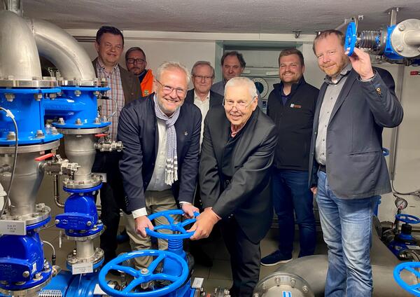 Bild vergrößern: Inbetriebnahme Wasseraufbereitungsanlage Klardorf