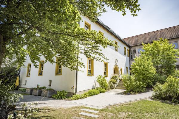 Bild vergrößern: Pfarrhof Schwandorf