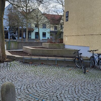 Bild vergrößern: Internet Fahrradständer Alt A.K.Platz