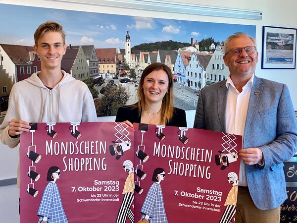 Bild vergrößern: Mondschein-Shopping 2023