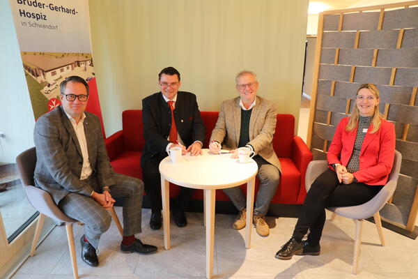 2024_11_12_Schwandorf_Bruder_Gerhard_Hospiz_Starke_Partner_für_das_Bruder_Gerhard_Hospiz_1