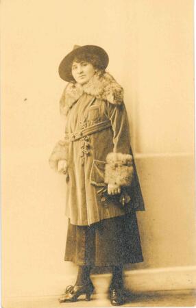 Bild vergrößern: Sophie Spachtholz 1920er J.