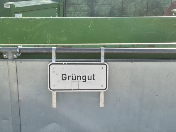 Bild vergrößern: Grngutannahme_Recyclinghof