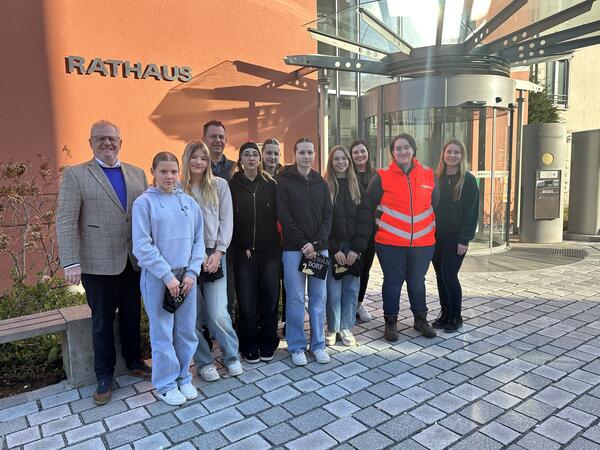 Bild vergrößern: 20250403_Girls Day 2025_Stadt Schwandorf_Foto Lara Schmaus
