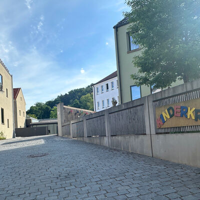 Bild vergrößern: Neugestaltete Kirchengasse_Foto_Lara Schmaus (3)