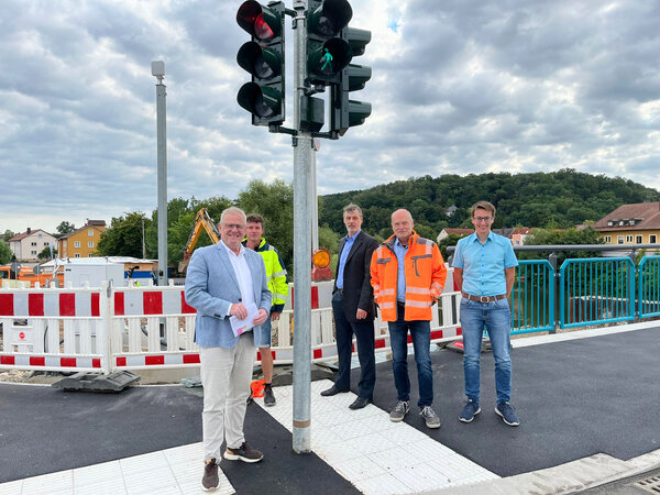 Bild vergrößern: Fugngerampel Naabbrcken_Foto_Andreas Hofmeister