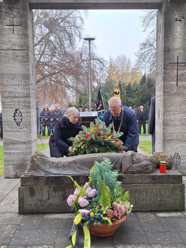 Bild vergrößern: Volkstrauertag_Foto_Katharina Ziegler