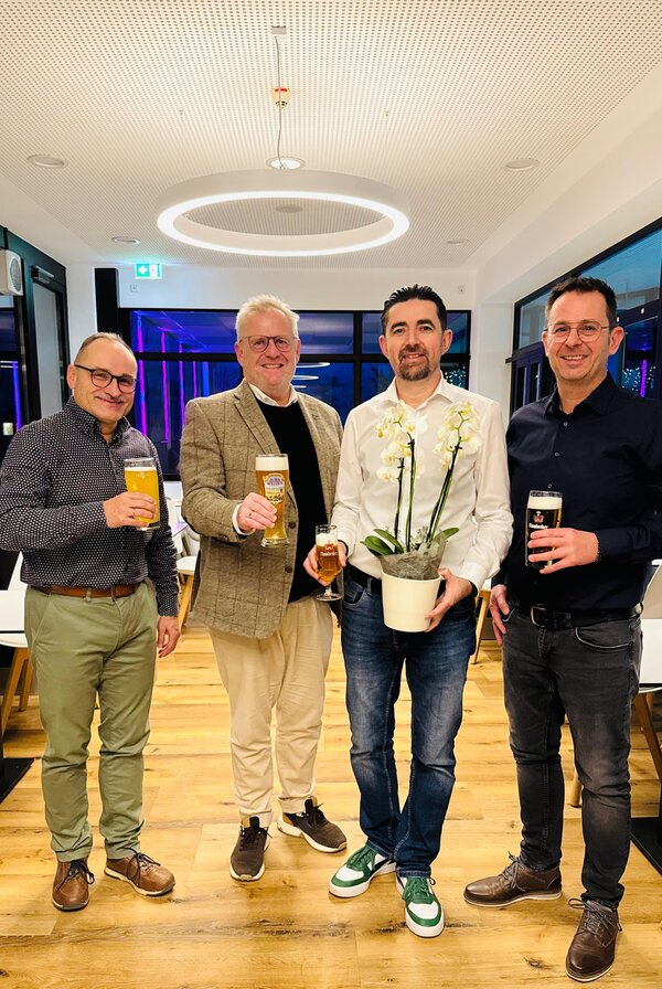 Bild vergrößern: Neuer Pchter Hallenbadcaf_Foto_Daniel Weigl