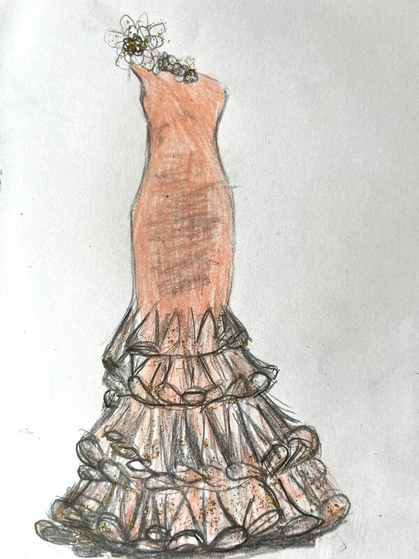 Bild vergrößern: Zeichnung eines orangen Abendkleids mit vielen Rüschen.