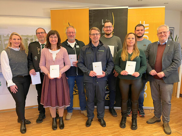 Bild vergr&ouml;&szlig;ern: �bergabe Ehrenamtskarten_Foto_Andreas Hofmeister