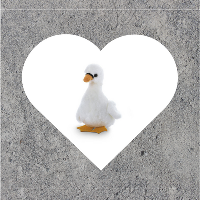 Bild vergr&ouml;&szlig;ern: Stoffschwan, ein Souvenir aus Schwandorf.