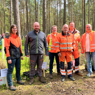 Bild vergr&ouml;&szlig;ern: Baumpflanzaktion Fr�hjahr 2026_Foto_Andreas Hofmeister (2)