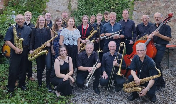 Bild vergr&ouml;&szlig;ern: Gruppenbild der Band