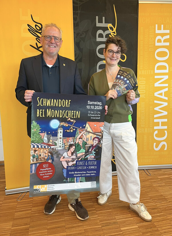 Bild vergr&ouml;&szlig;ern: Schwandorf bei Mondschein 2026