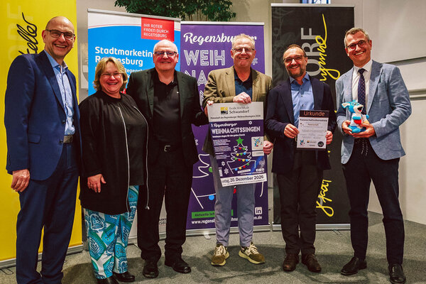 Bild vergr&ouml;&szlig;ern: Grupppenfoto PK Schwandorf